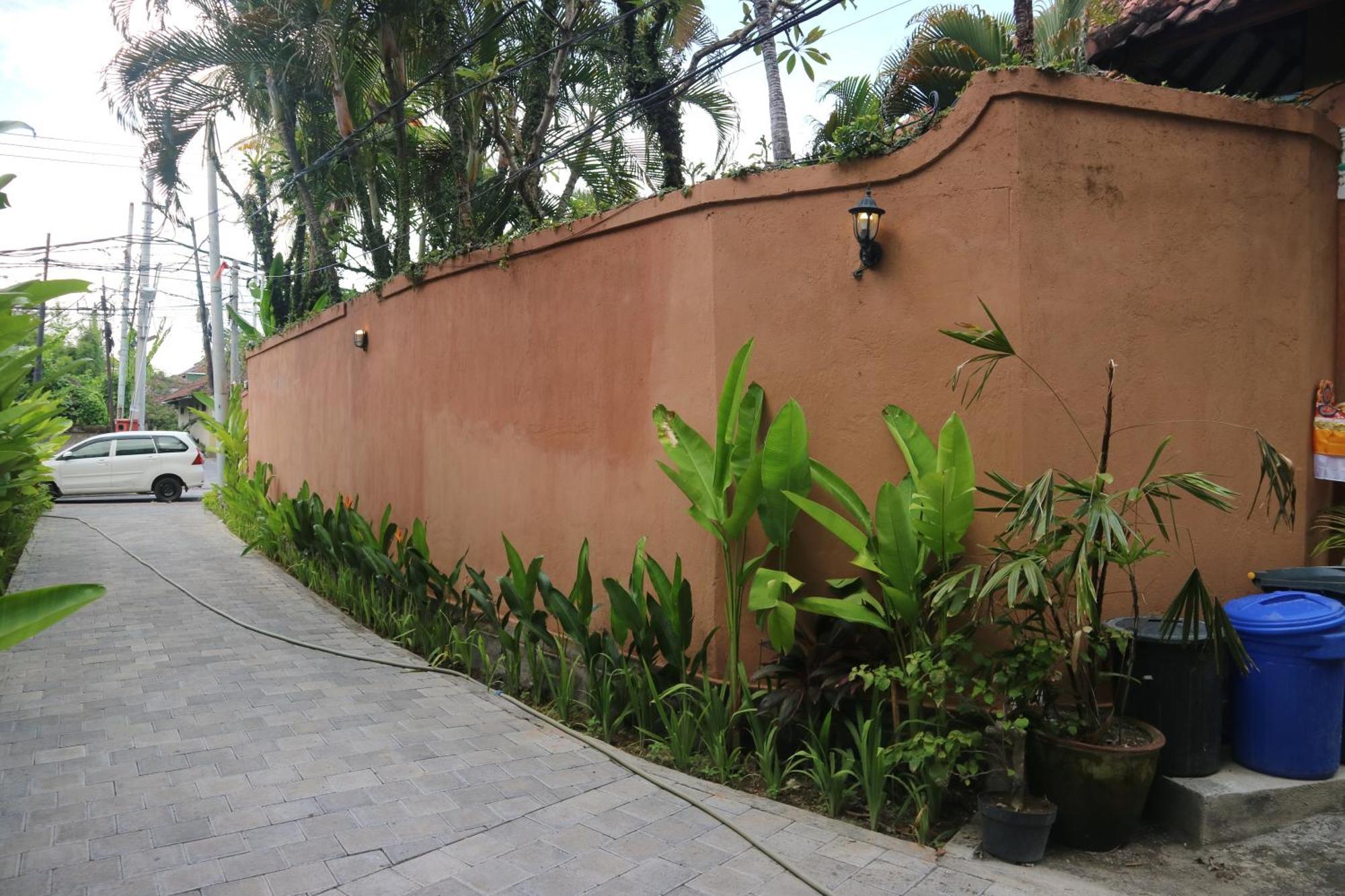 Villa Alam Biru Gardenia Семиньяк Экстерьер фото