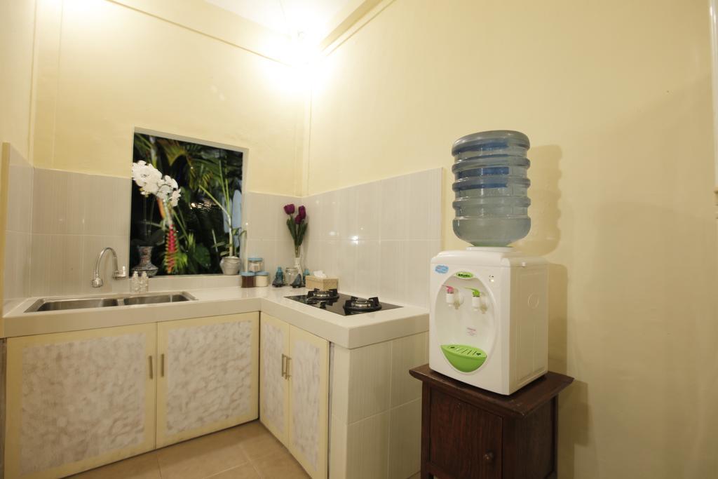 Villa Alam Biru Gardenia Семиньяк Экстерьер фото