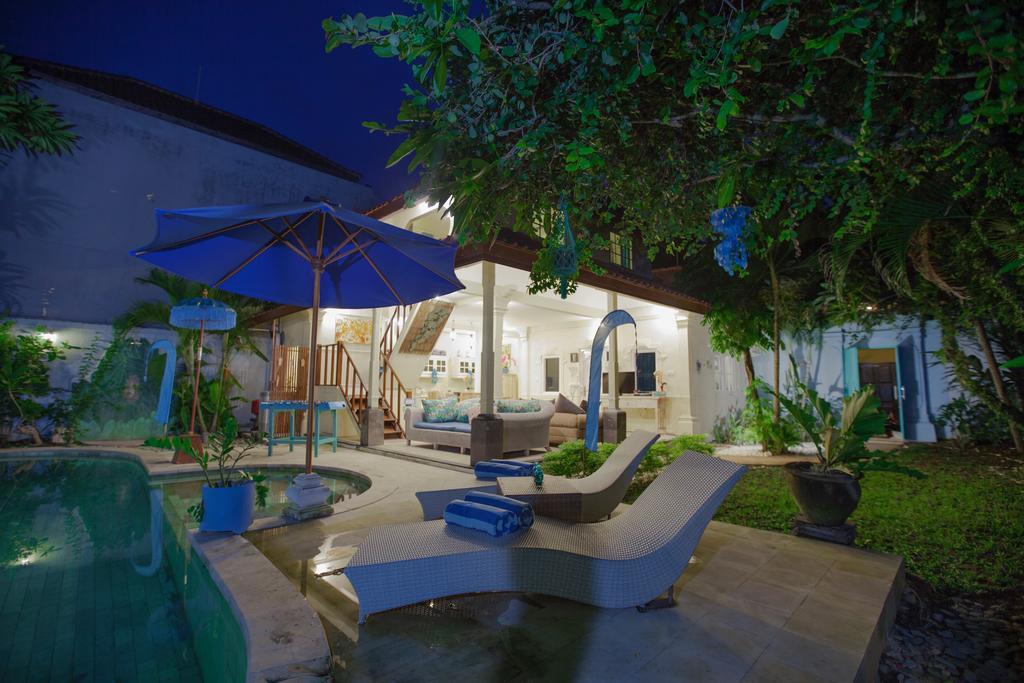 Villa Alam Biru Gardenia Семиньяк Экстерьер фото
